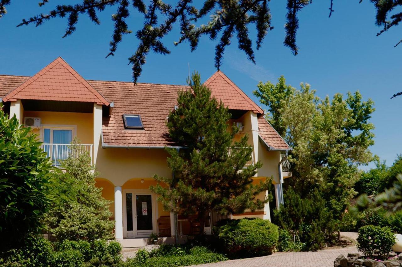Hotel Wagner Panzio Cserszegtomaj Zewnętrze zdjęcie