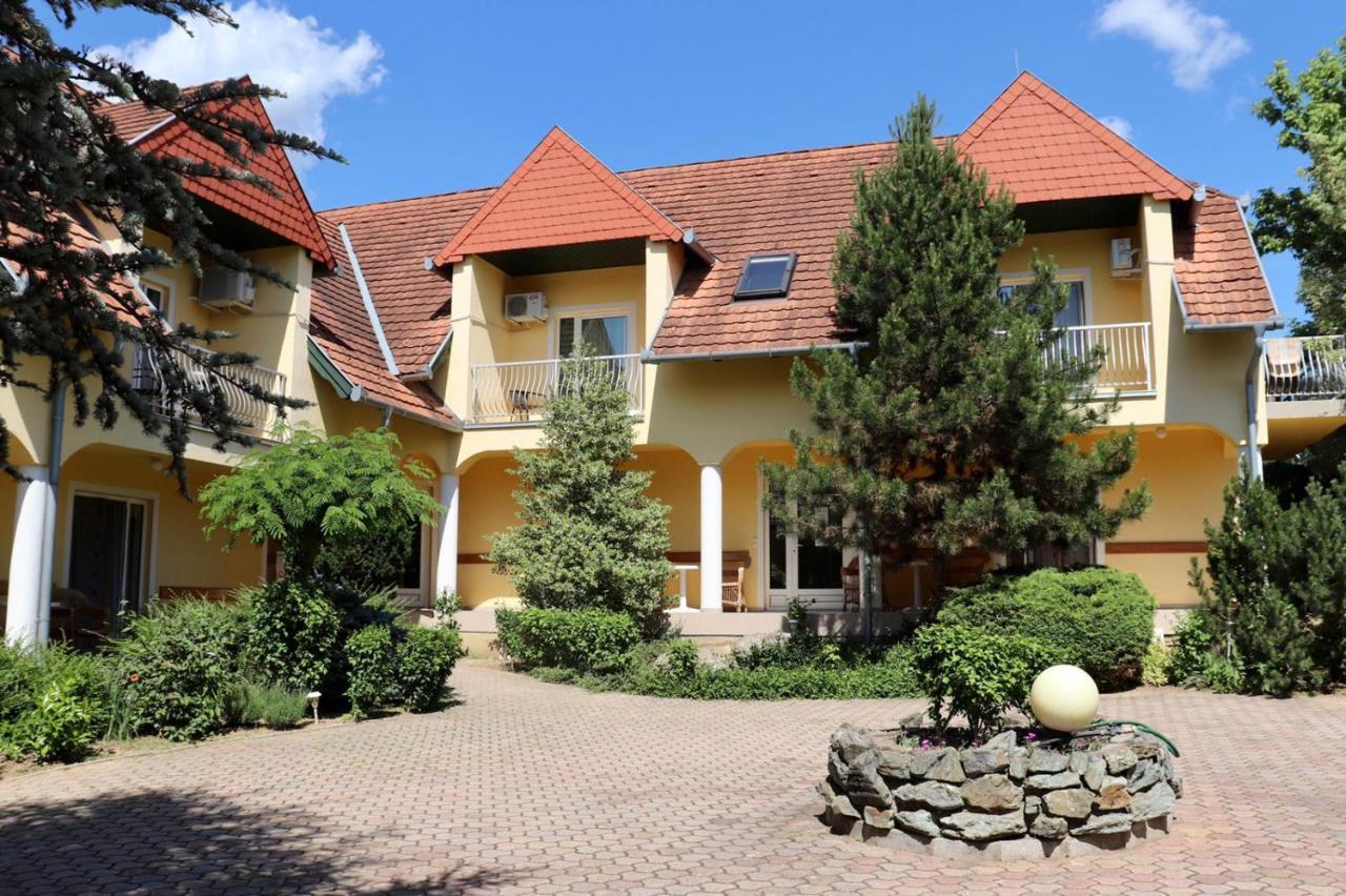 Hotel Wagner Panzio Cserszegtomaj Zewnętrze zdjęcie