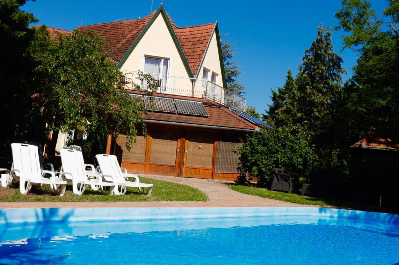Hotel Wagner Panzio Cserszegtomaj Zewnętrze zdjęcie